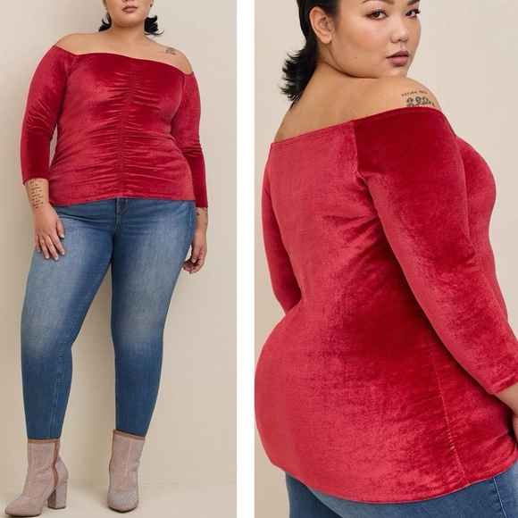 ~e New Torrid off the shoulder top - Picture 1 of 7